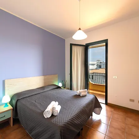 Spacious Near & Pool